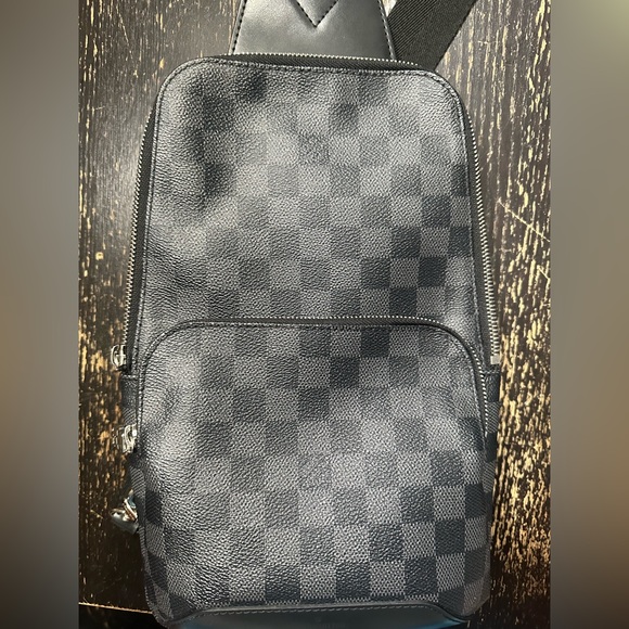 Louis Vuitton Bag - Picture 7 of 7